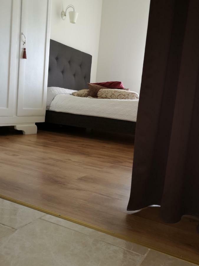 Jaukus Butas Siauliu Miesto Centre Daire Šiauliai Dış mekan fotoğraf